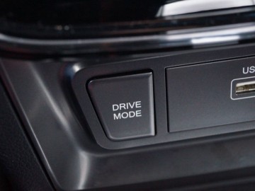 SsangYong Tivoli 1.5 T-GDI Sapphire FWD AT6 163 KM &ndash; Oryginał z Korei
